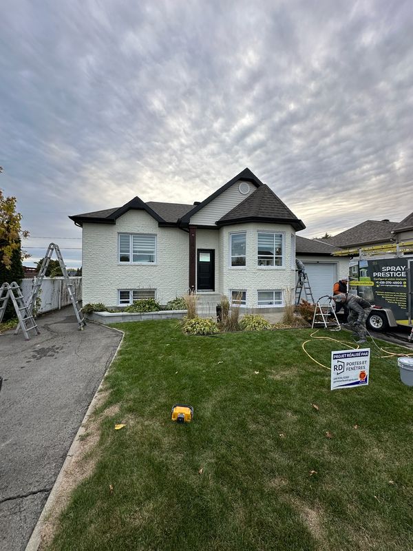 Commercial property spray painting project